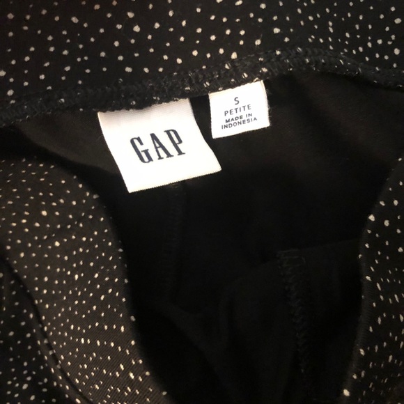 NWOT Gap Midi Skirt, Size Small P - Picture 2 of 4